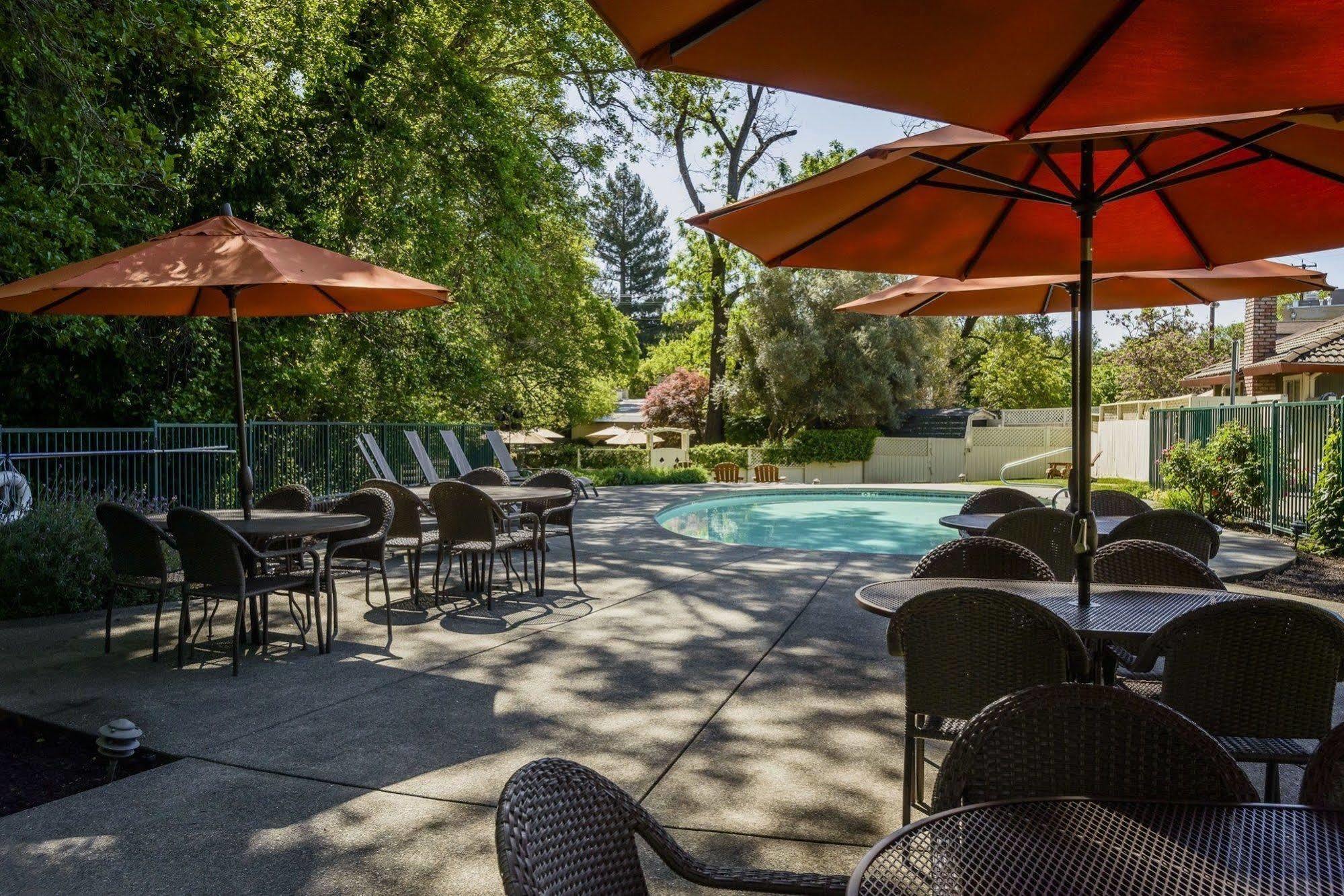 The Jack London Lodge グレン・エレン エクステリア 写真